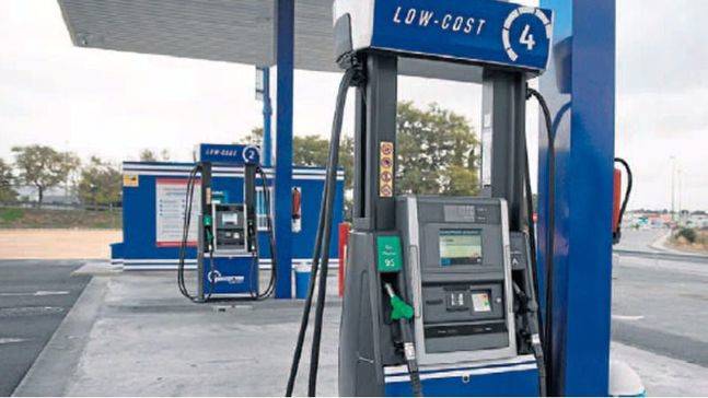El Tribunal Constitucional falla contra el decreto-ley que ampara las gasolineras desatendidas