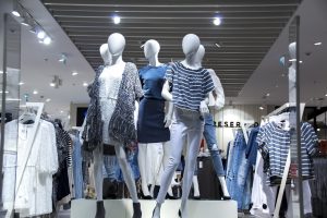 Las ventas del comercio caen en octubre y rompen con cinco meses consecutivos de crecimiento