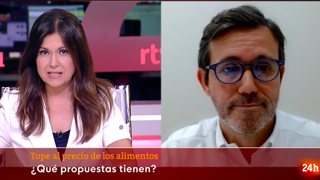 «El Gobierno está auspiciando a la gente a comprar en las grandes superficies» Rafael Torres en el Canal 24H de TVE